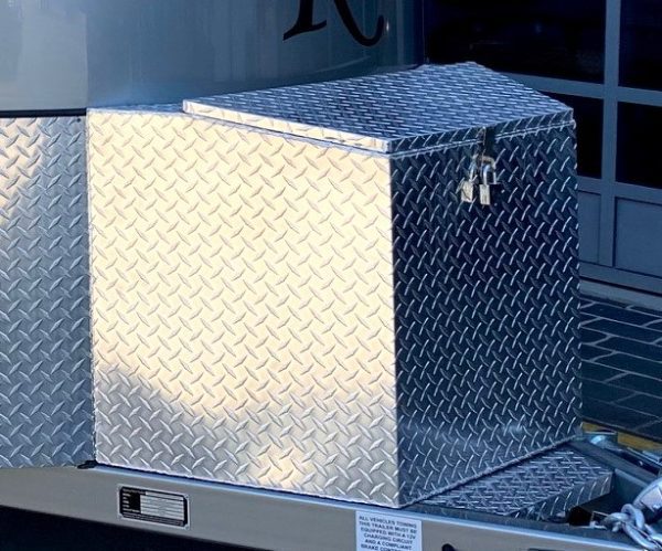 Silver Round Front drawbar box
