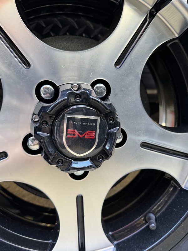 Black Hub SVS