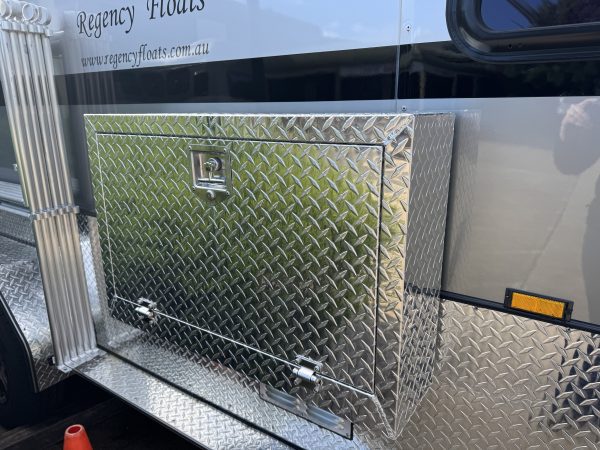 Side tack box/BBQ box - Image 2