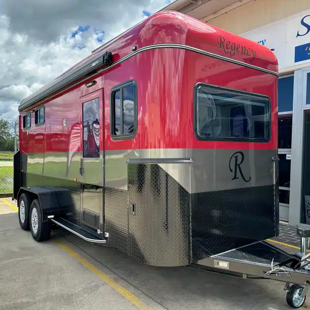 Square 2 HAL Compact Camper Warmblood 2600mm x 850mm