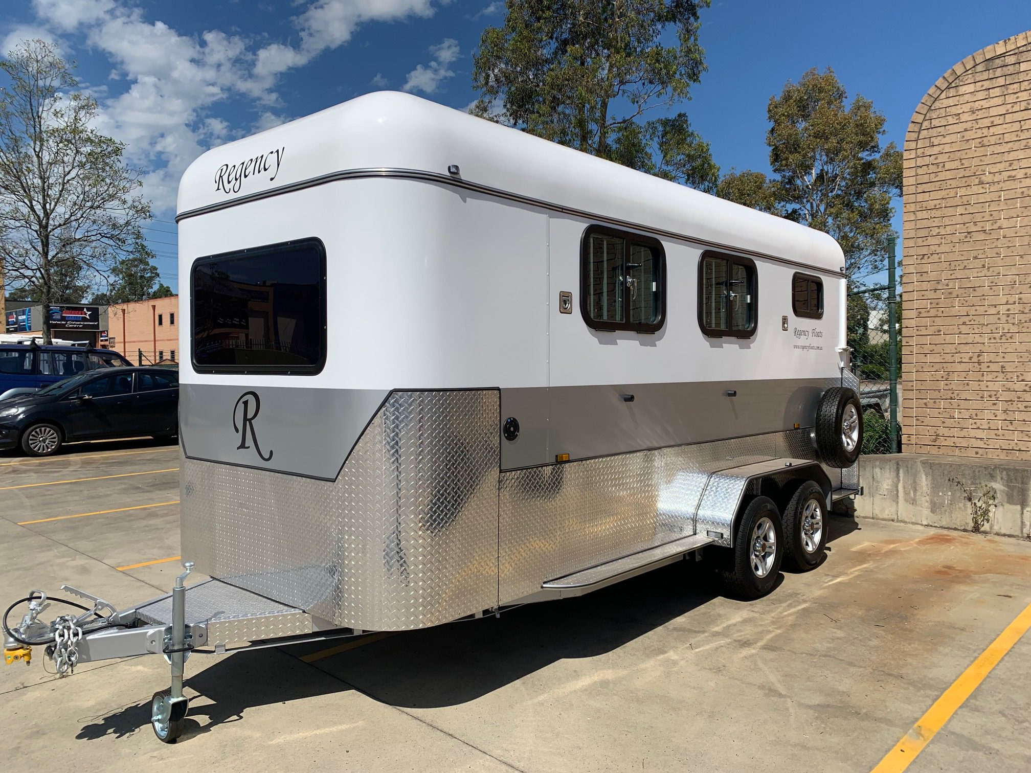 Square 2 HAL Deluxe Warmblood