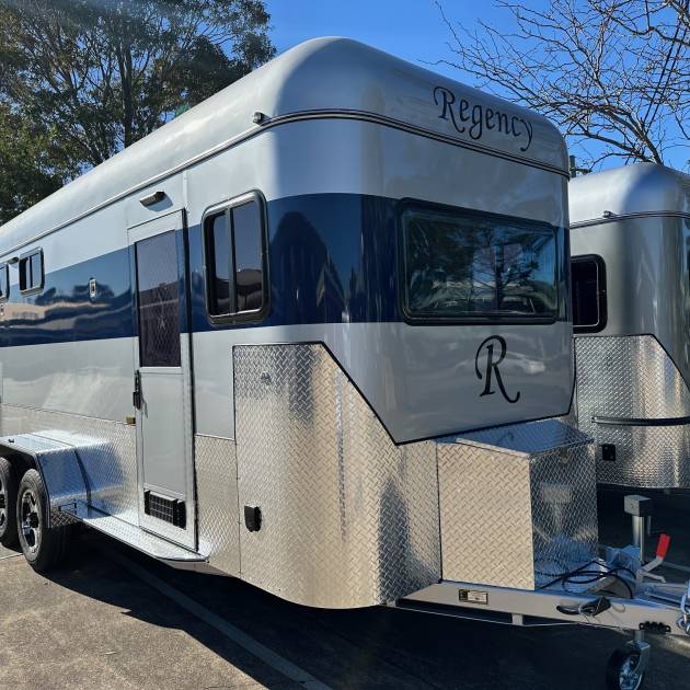 Square 2 HAL Compact Camper 2500mm x 750mm bays