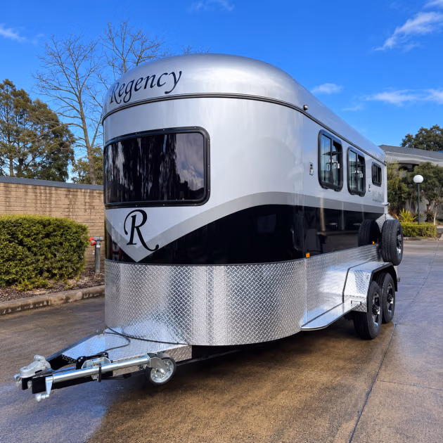 Round 3 HAL Thoroughbred 2500mm x 750mm bays