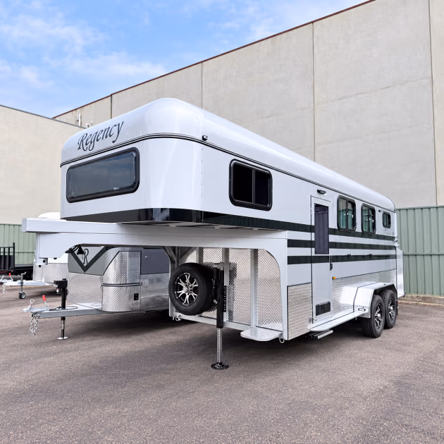 2 HAL Separate Living Gooseneck